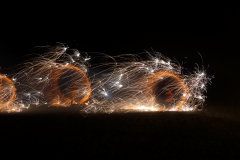 Son et Lumiere-Veranstaltung vor dem Tag der Wallfahrt zu Ehren der Heiligen Marien im Oktober, Saintes Maries-de-la-Mer, Camargue, Provence-Alpes-Cote d'Azur, Frankreich